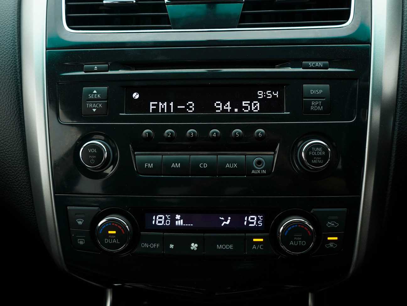 used 2015 Nissan TEANA XE 2.0