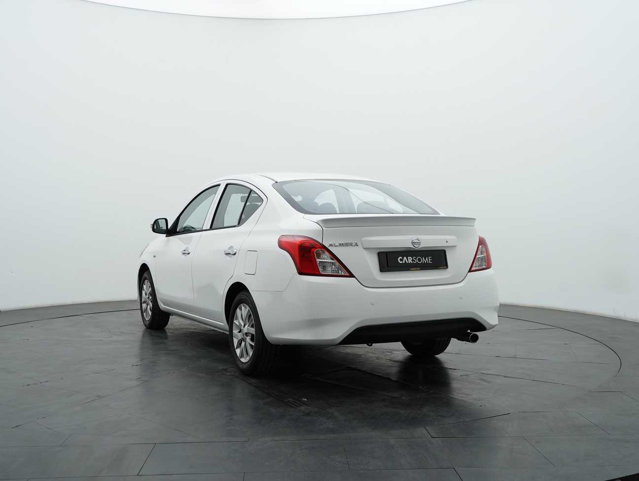 terpakai 2015 Nissan Almera E 1.5