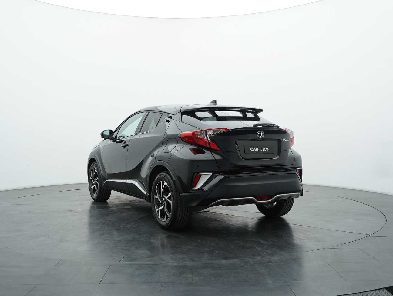 terpakai 2019 Toyota C-HR  1.8