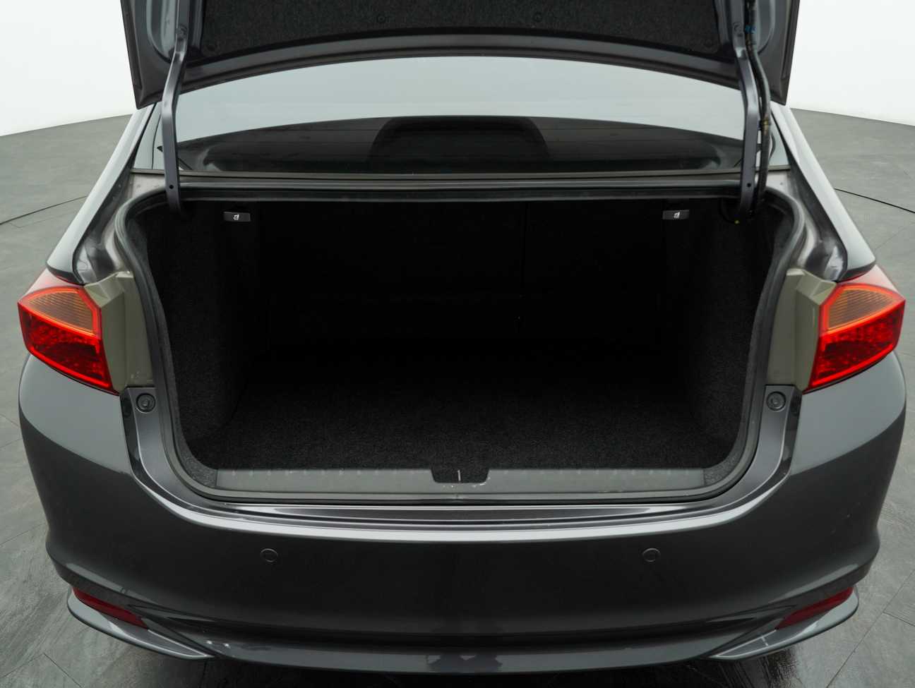 used 2015 Honda City V 1.5