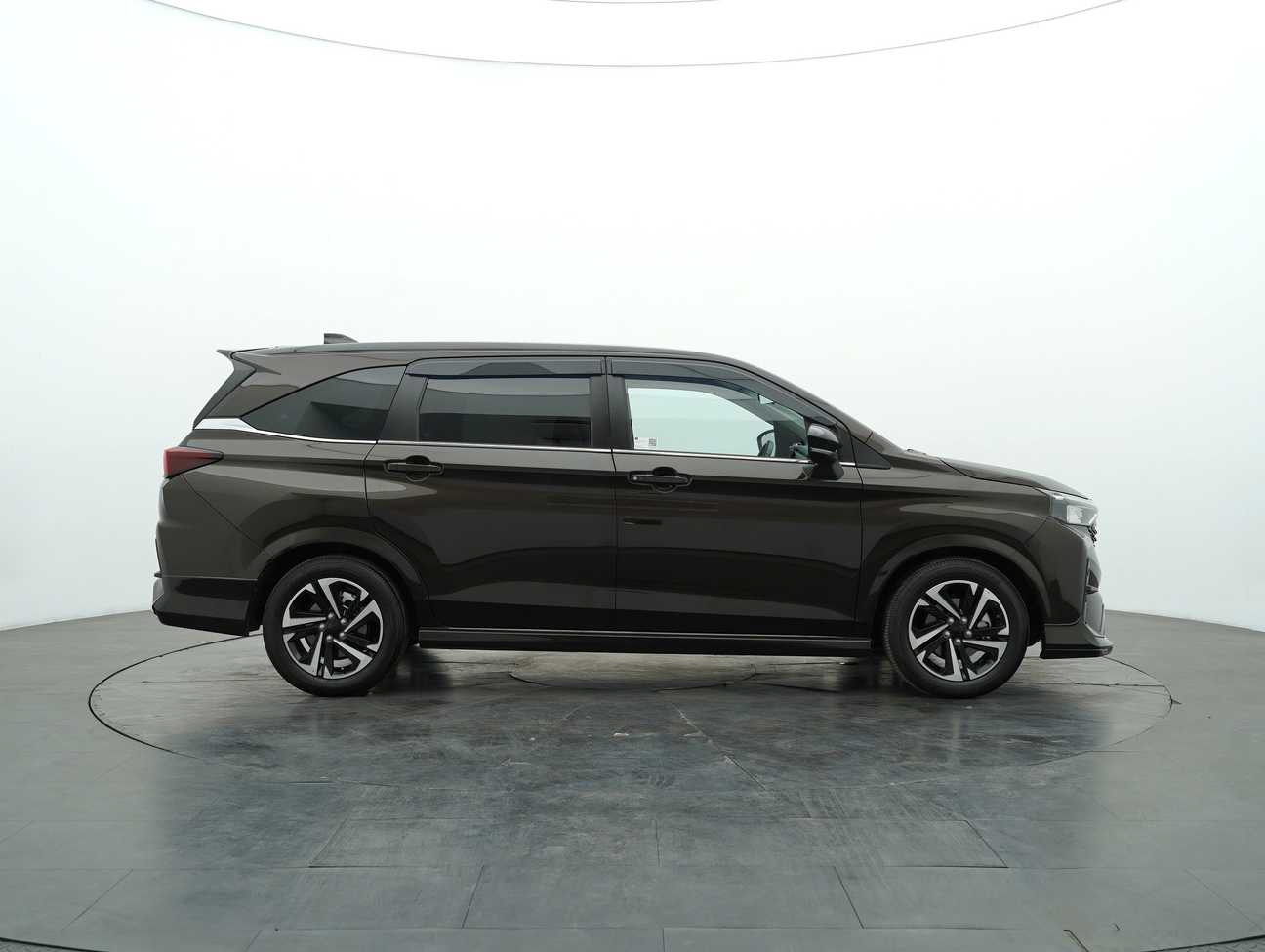 used 2024 Perodua Alza AV 1.5