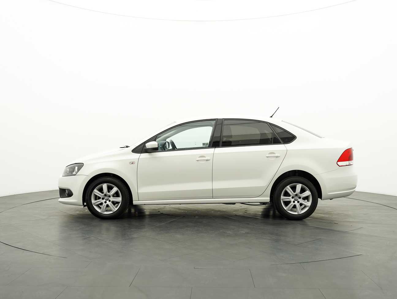 terpakai 2015 Volkswagen Polo  1.6