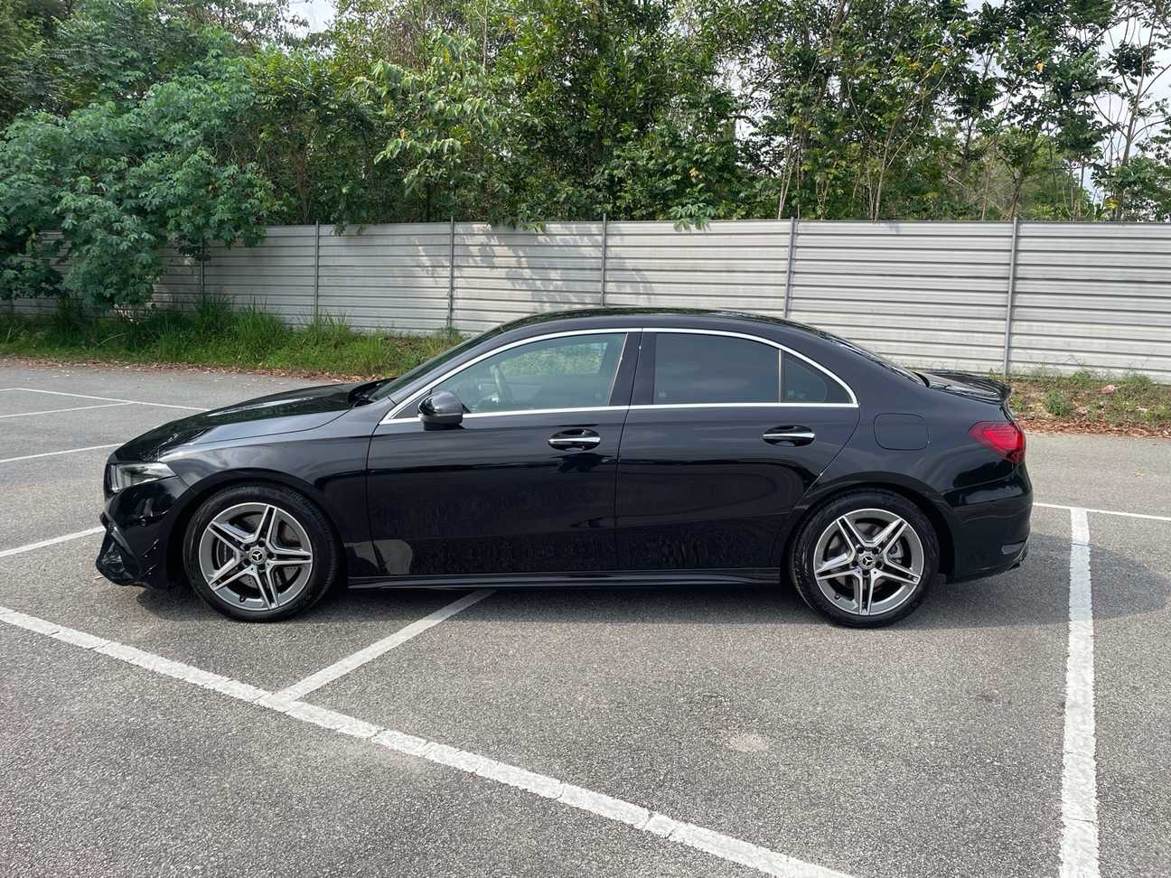 used 2024 Mercedes-Benz A250 4MATIC AMG Line 2.0