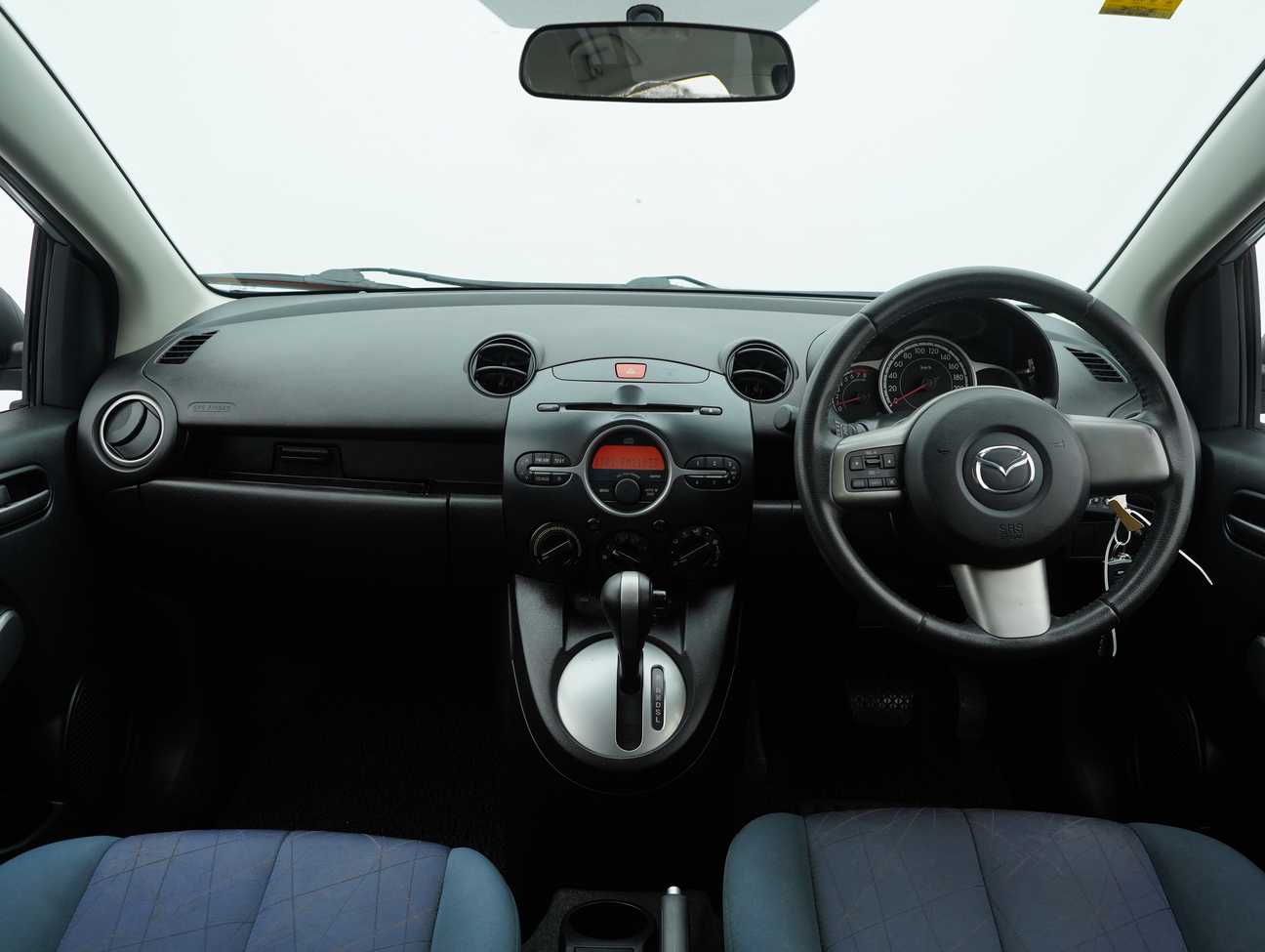 used 2012 Mazda 2 V 1.5