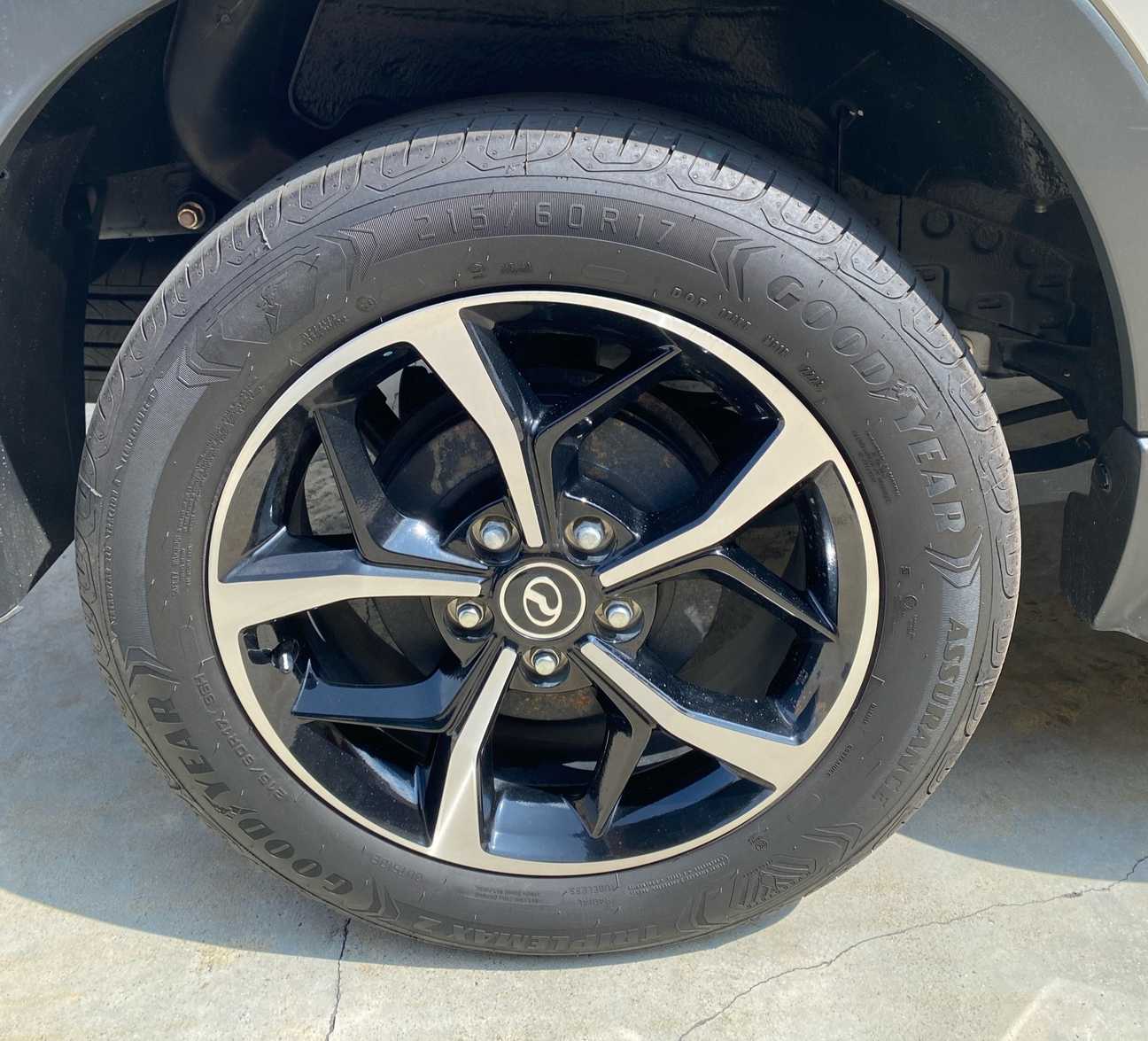 terpakai 2023 Perodua Aruz AV 1.5