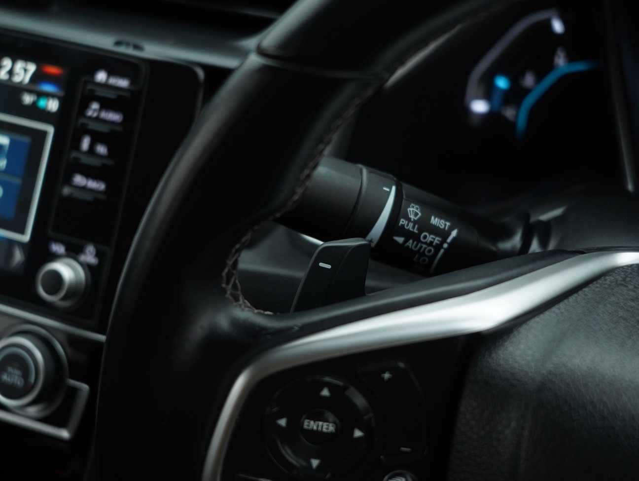 terpakai 2020 Honda Civic TC VTEC Premium 1.5