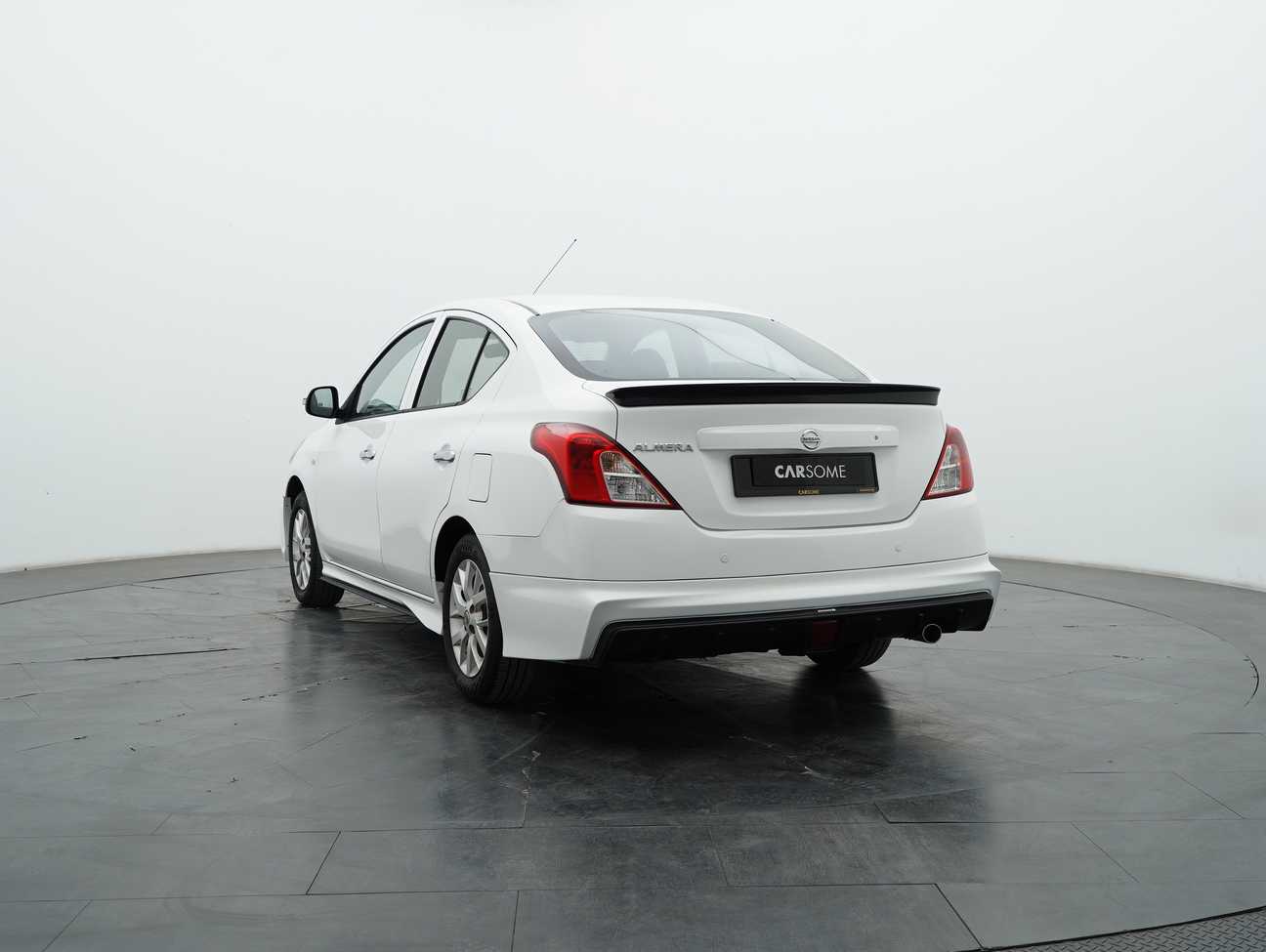 terpakai 2016 Nissan Almera E 1.5