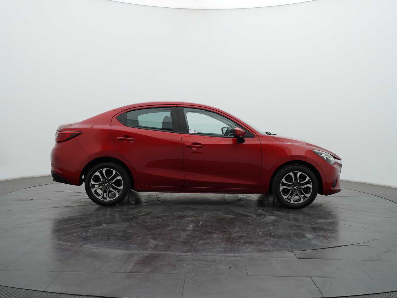terpakai 2015 Mazda 2 SKYACTIV-G 1.5