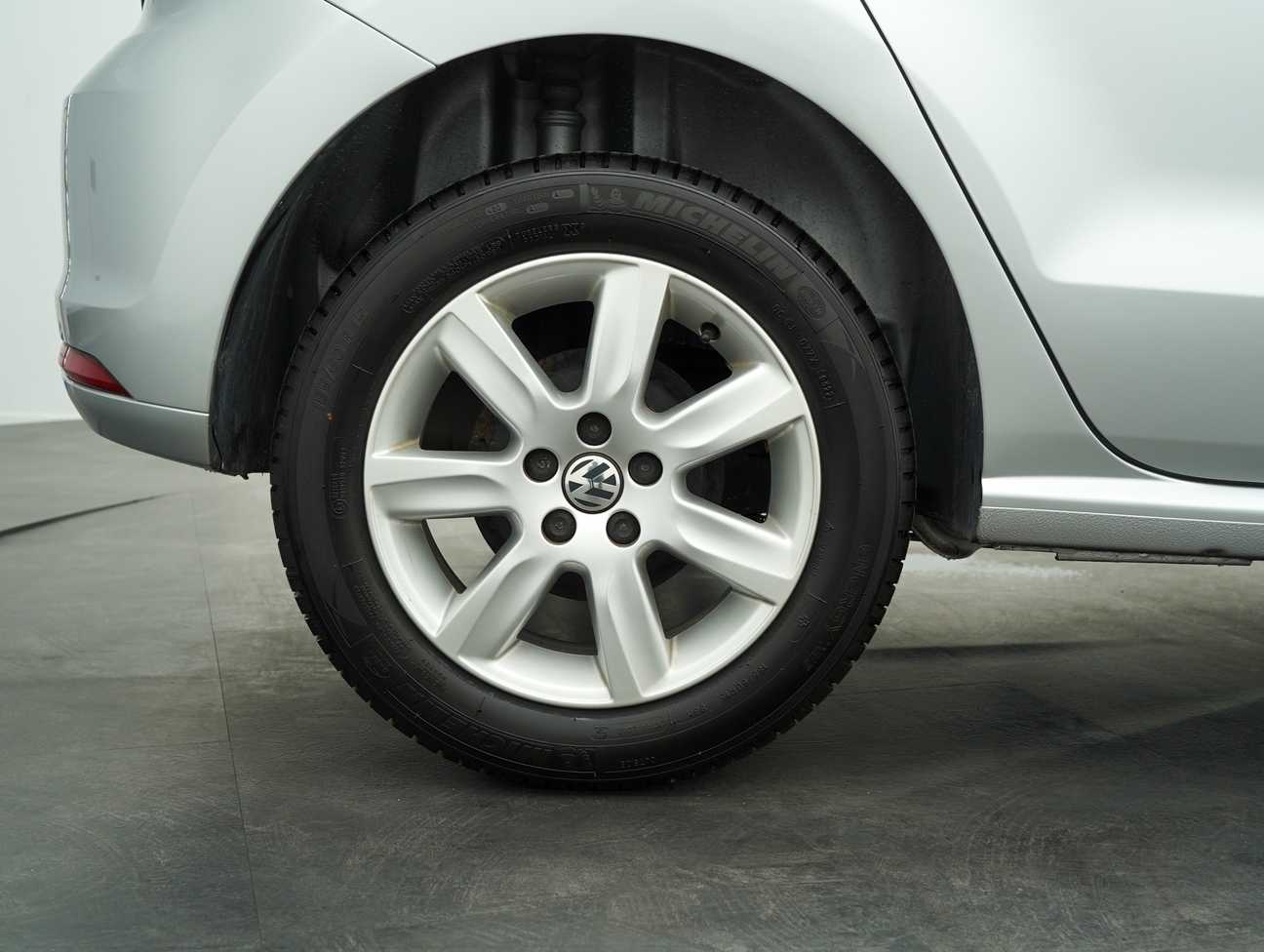 used 2018 Volkswagen POLO HATCHBACK 1.6