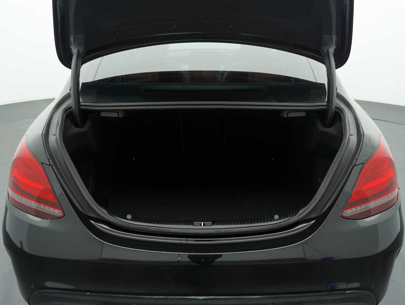 used 2019 Mercedes-Benz C 300 (CKD) 2.0