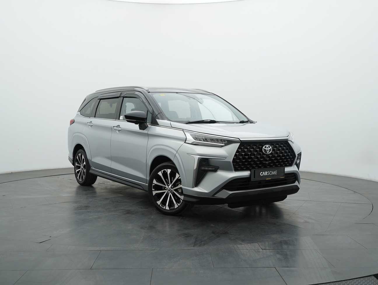 used 2023 Toyota Veloz  1.5