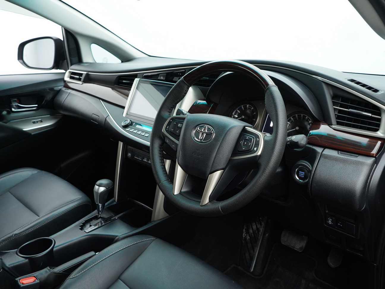 used 2021 Toyota Innova X 2.0