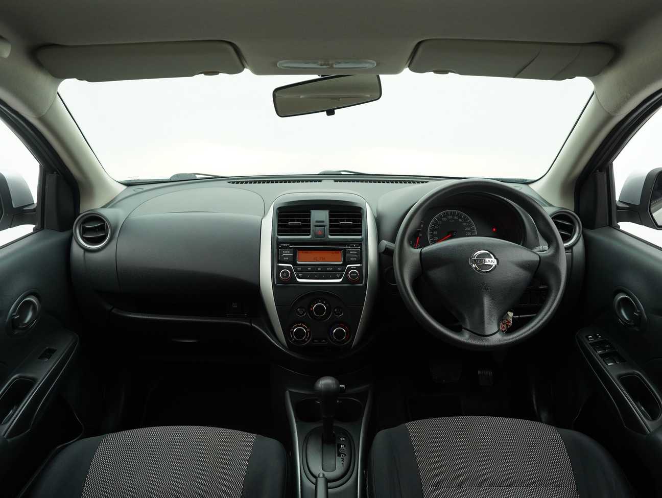 terpakai 2016 Nissan Almera E 1.5