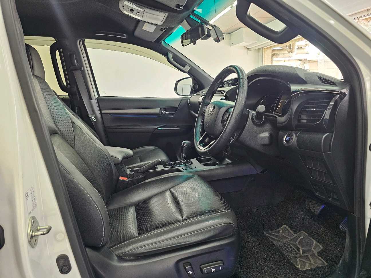 used 2023 Toyota Hilux Rogue Dual Cab 2.8