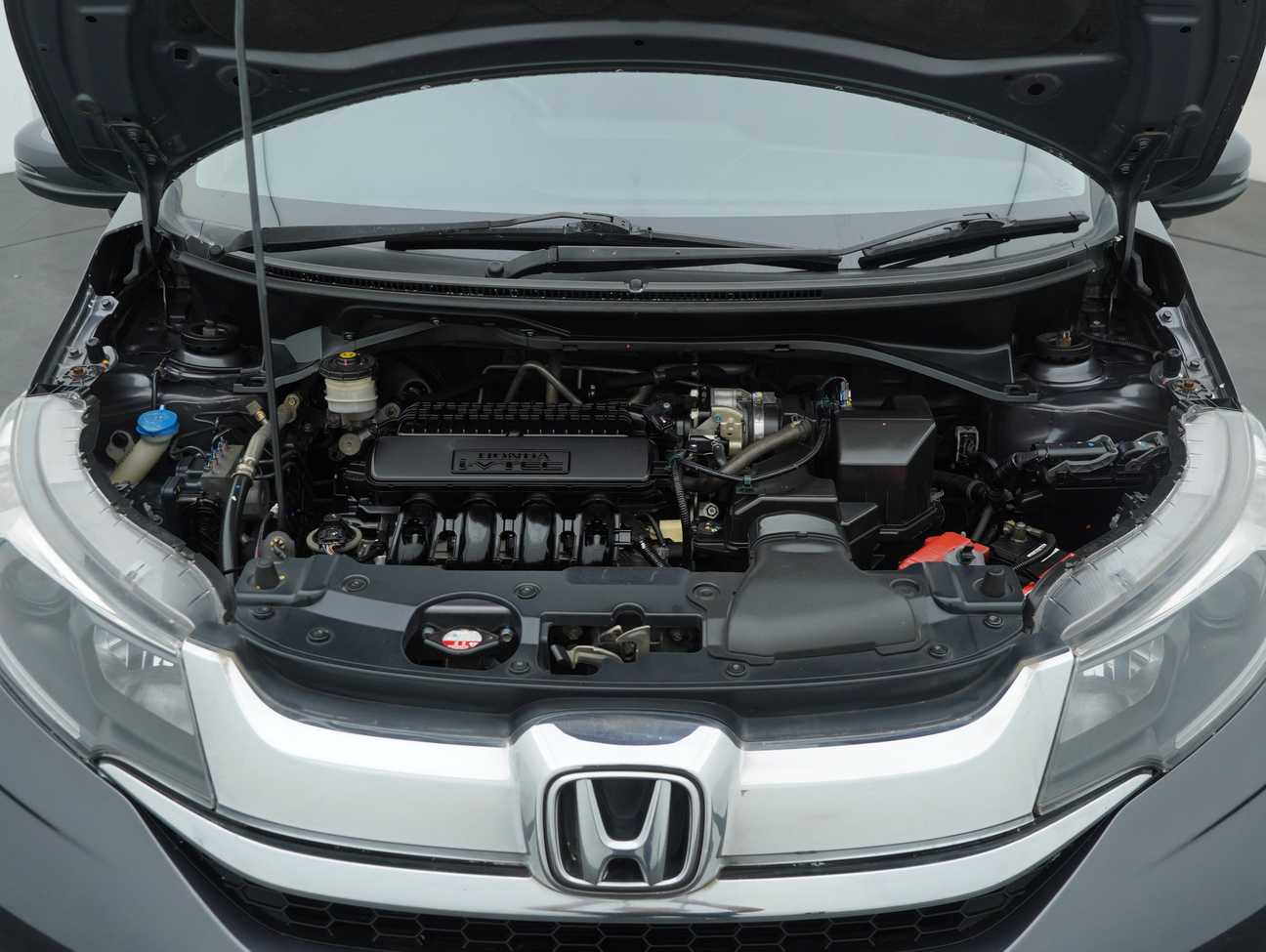 used 2018 Honda BR-V V 1.5