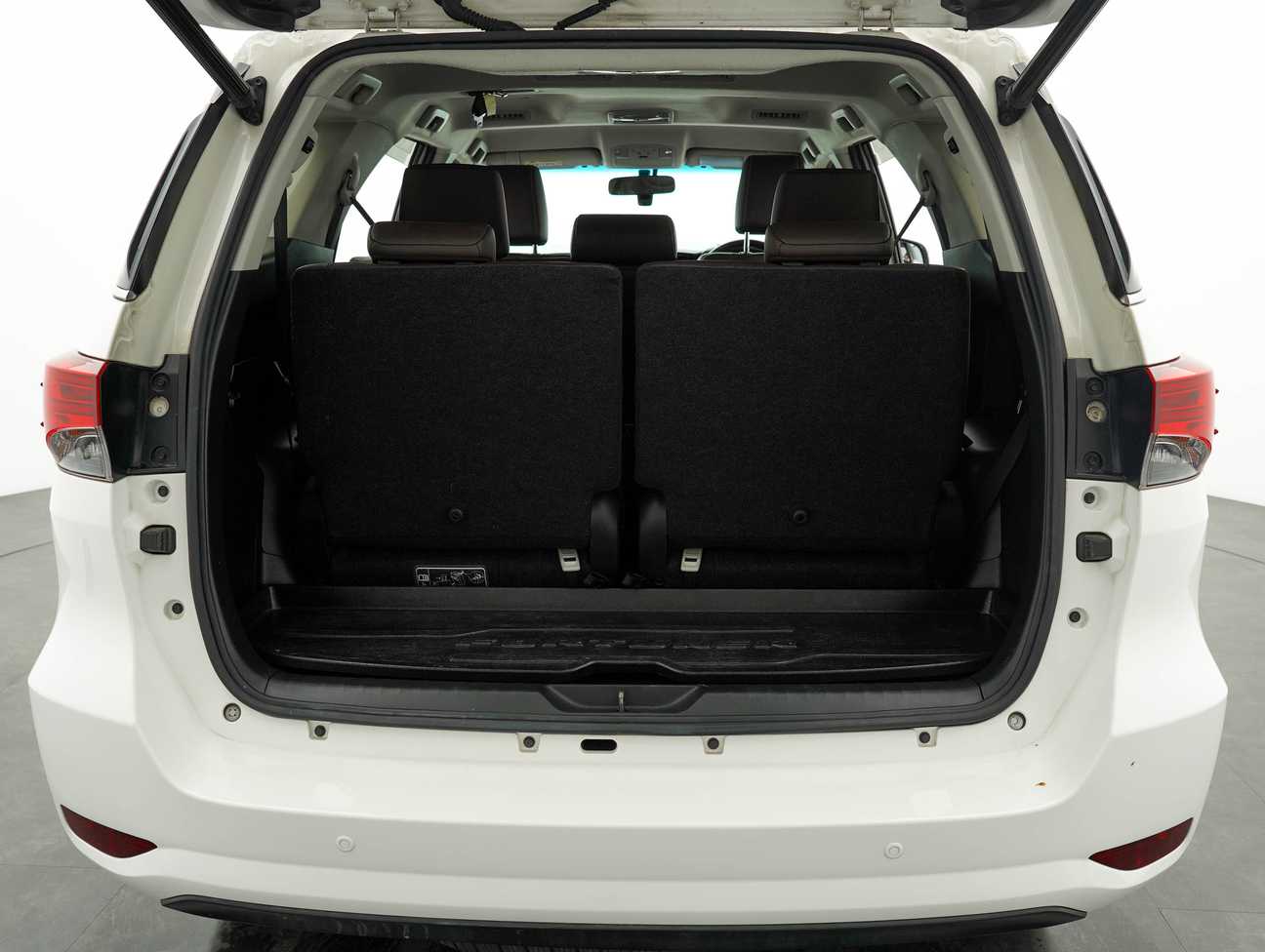 used 2018 Toyota FORTUNER 4X4 2.7