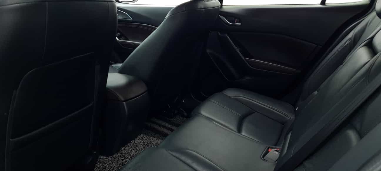 used 2018 Mazda 3 SEDAN HI SKYACTIV (CKD) 2.0