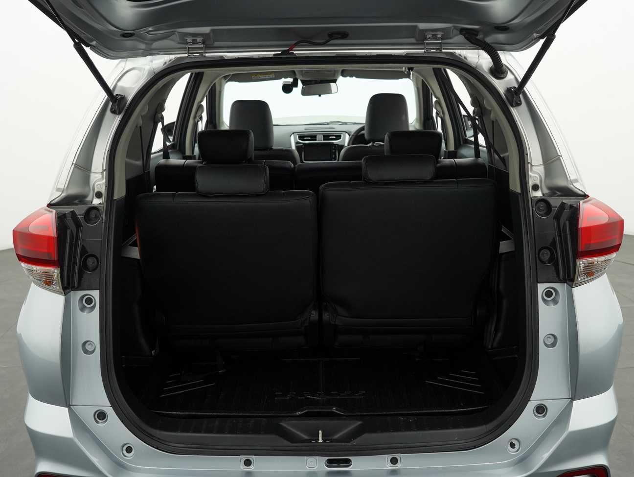 used 2020 Perodua Aruz AV 1.5