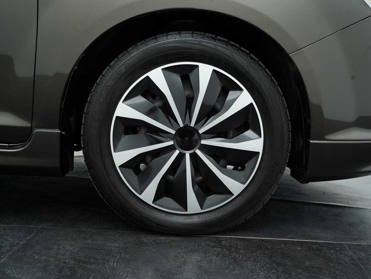 used 2016 Proton Exora Executive 1.6