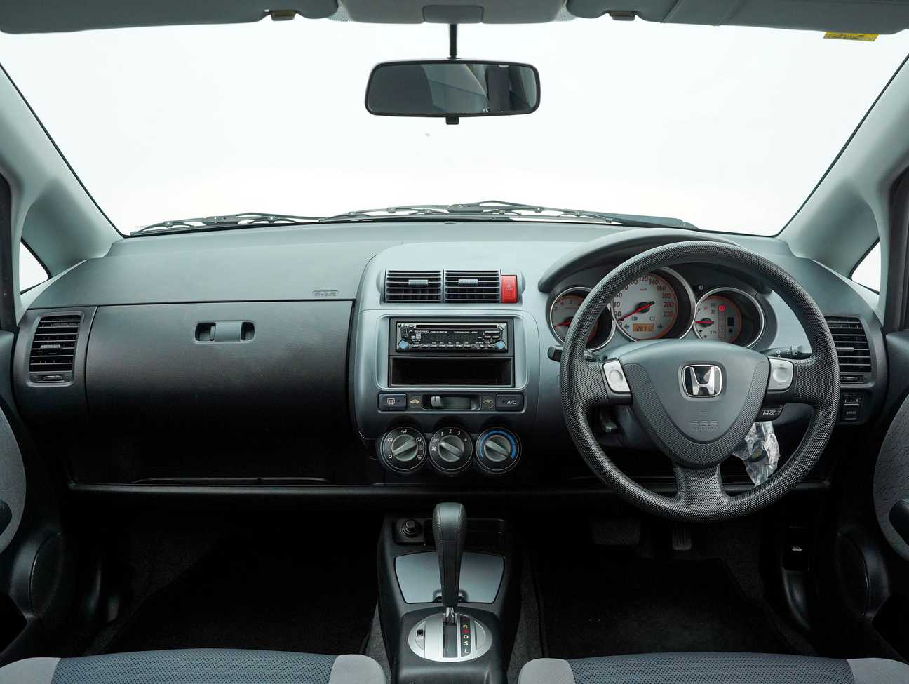 used 2004 Honda Jazz i-DSI 1.5