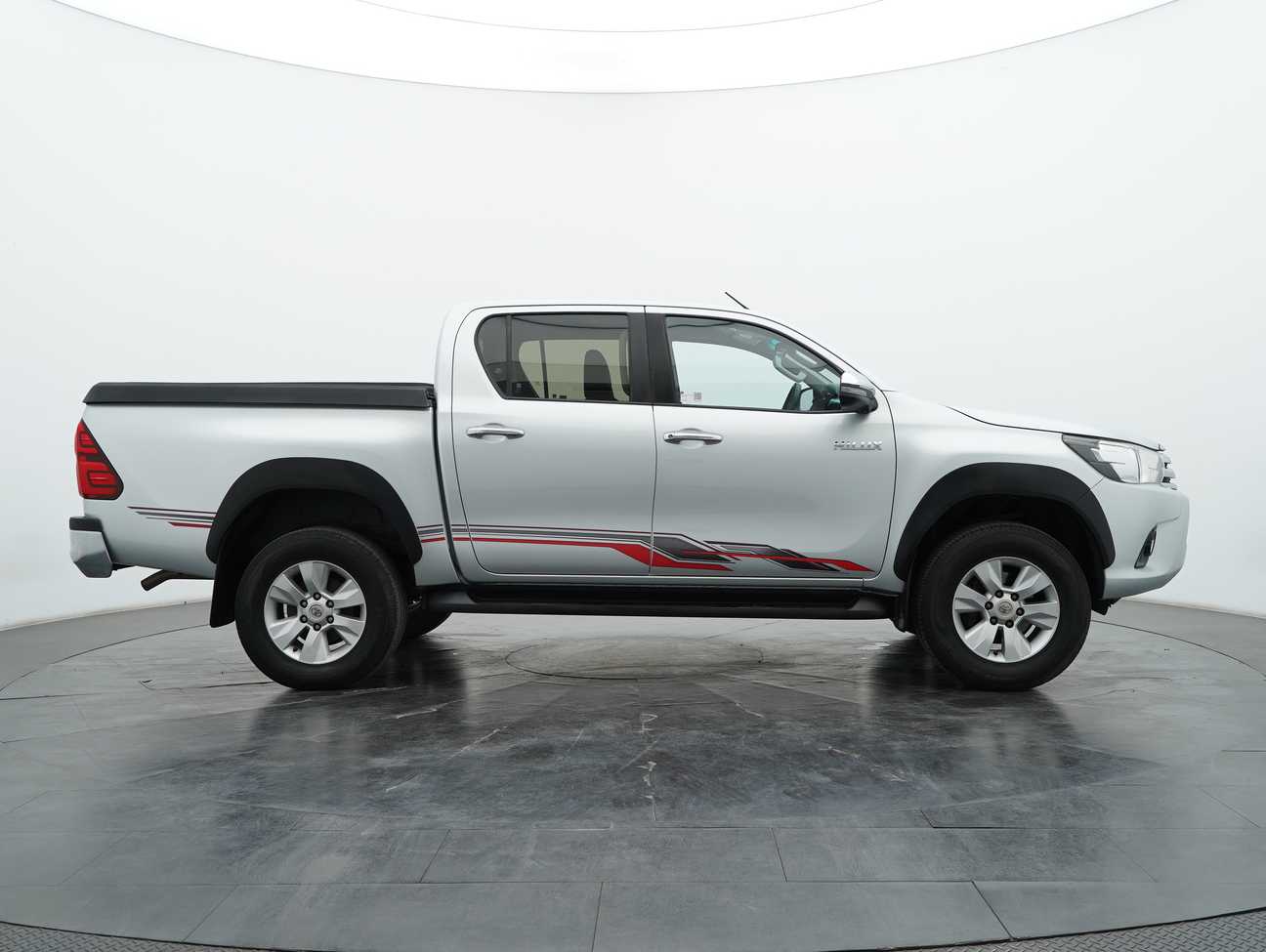 used 2020 Toyota Hilux G Dual Cab 2.4