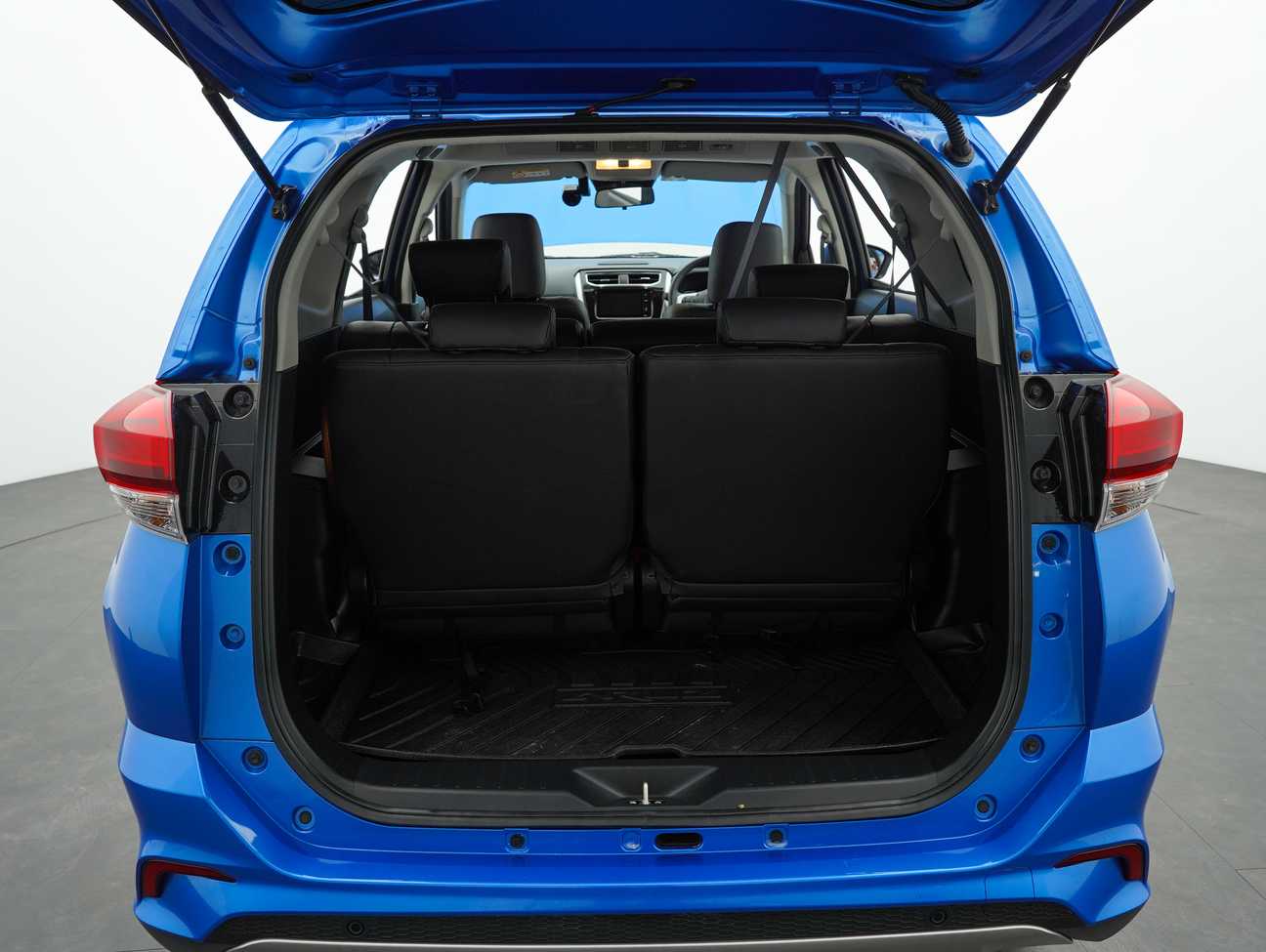 used 2022 Perodua Aruz AV 1.5