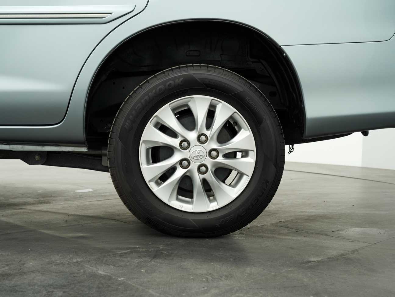 used 2014 Toyota INNOVA G 2.0