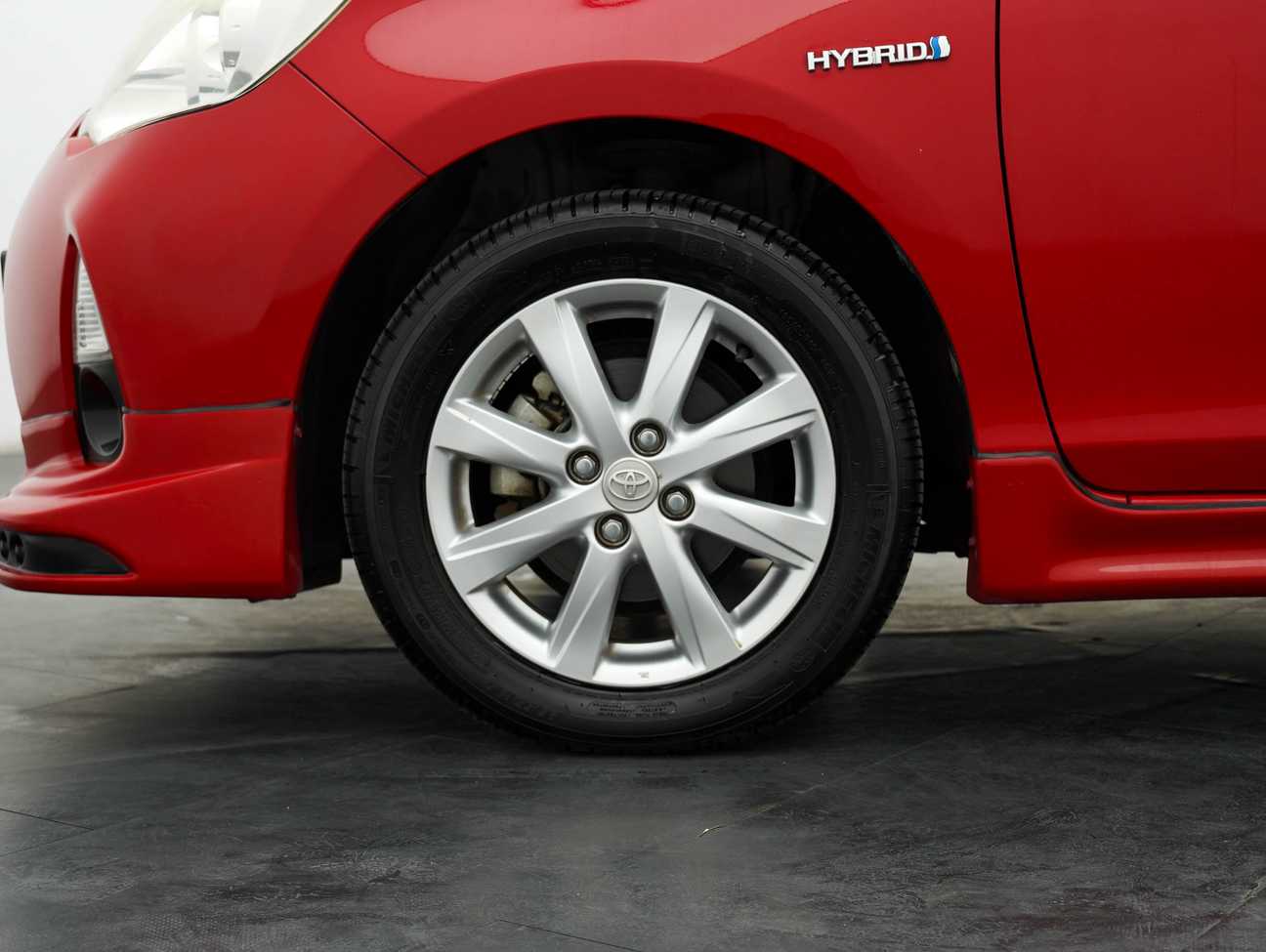 used 2013 Toyota Prius C Hybrid 1.5