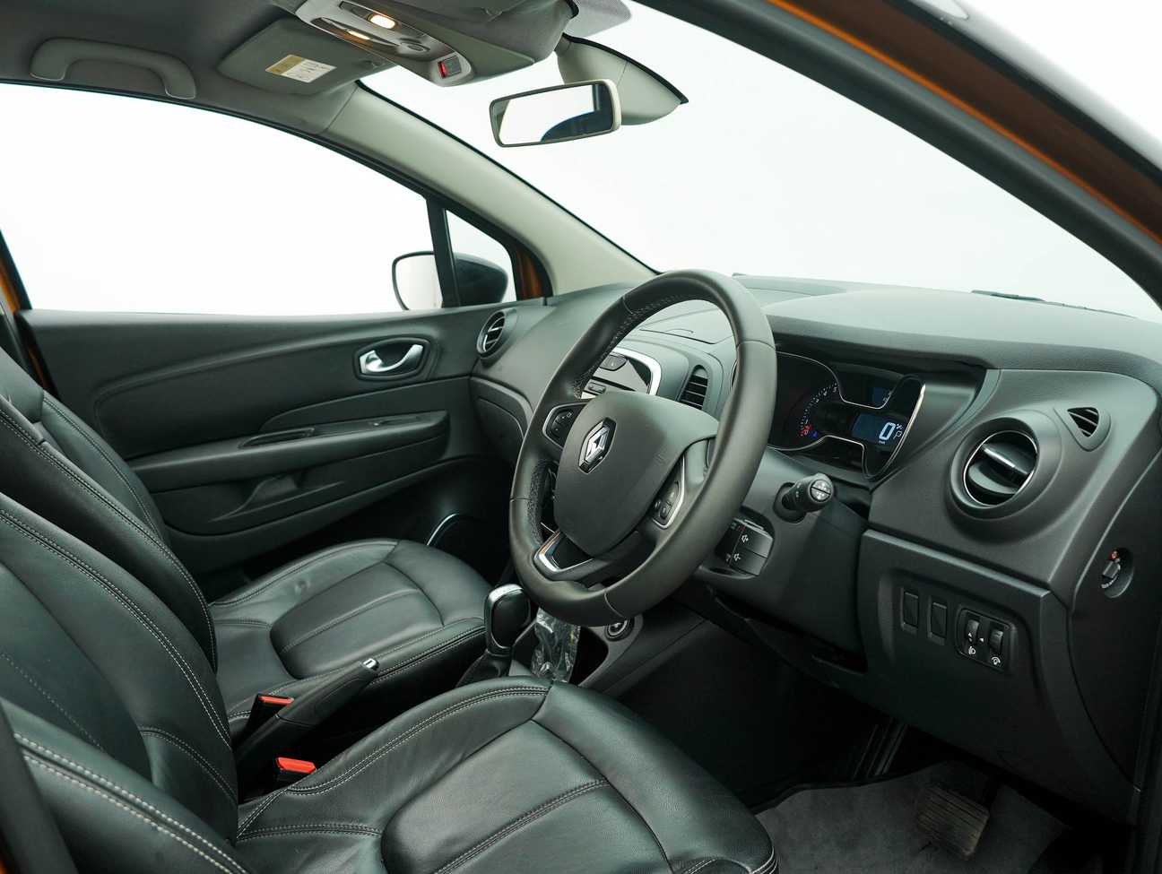 terpakai 2018 Renault Captur  1.2