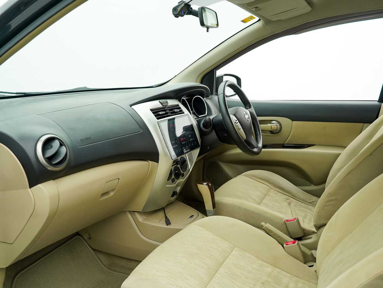 used 2014 Nissan Grand Livina Comfort 1.8