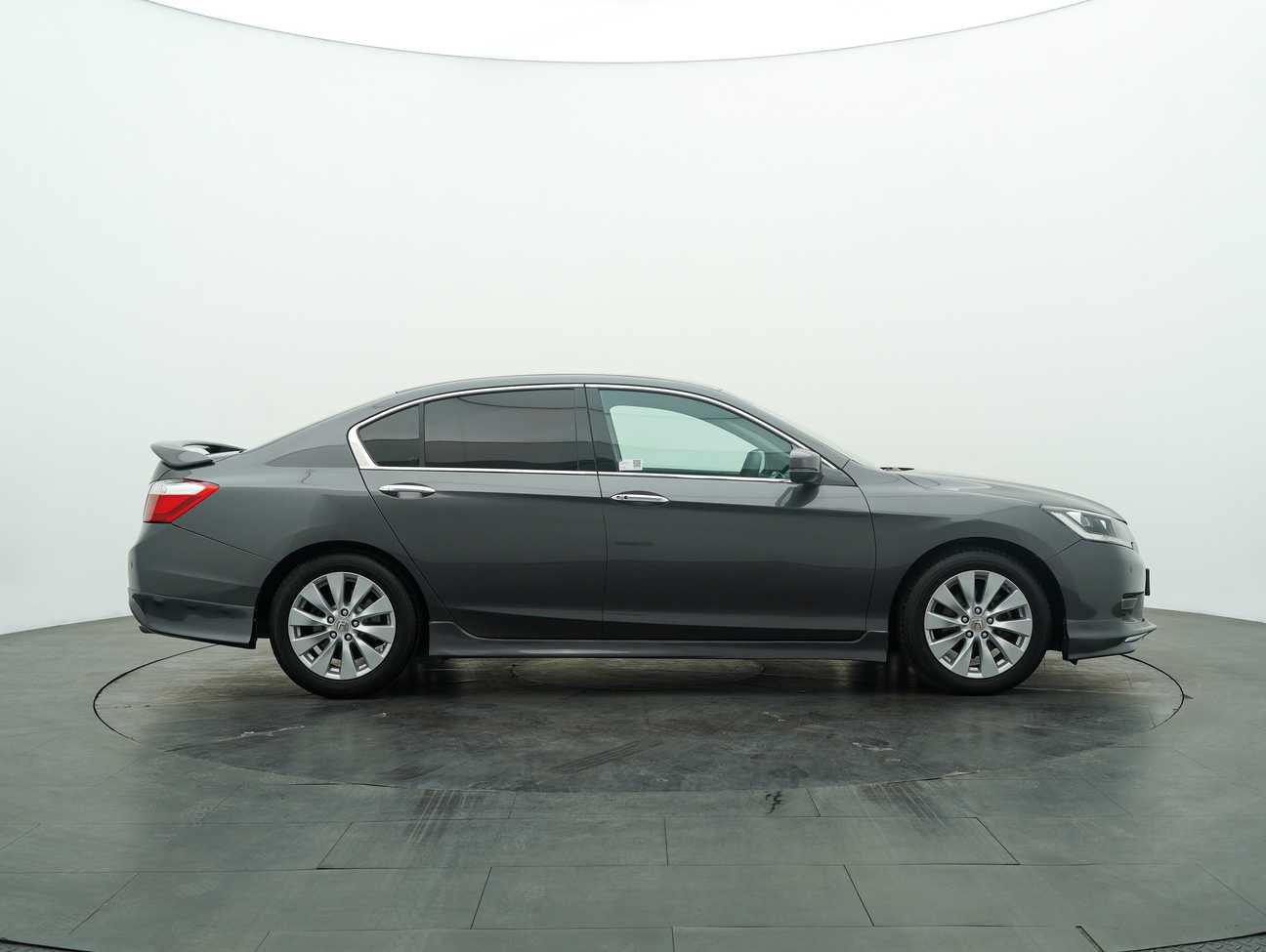 used 2014 Honda Accord VTi-L 2.0
