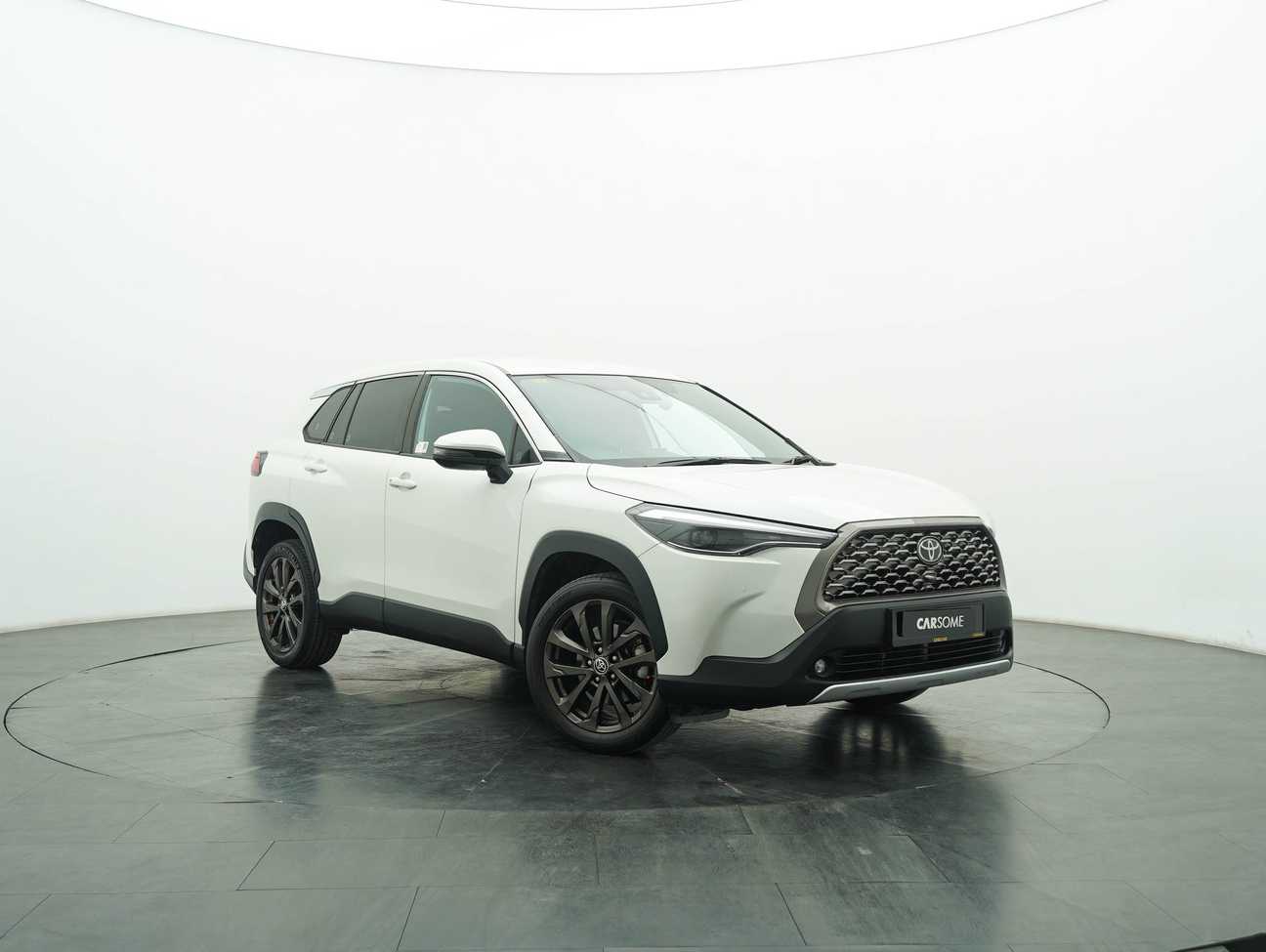 used 2021 Toyota Corolla Cross V 1.8