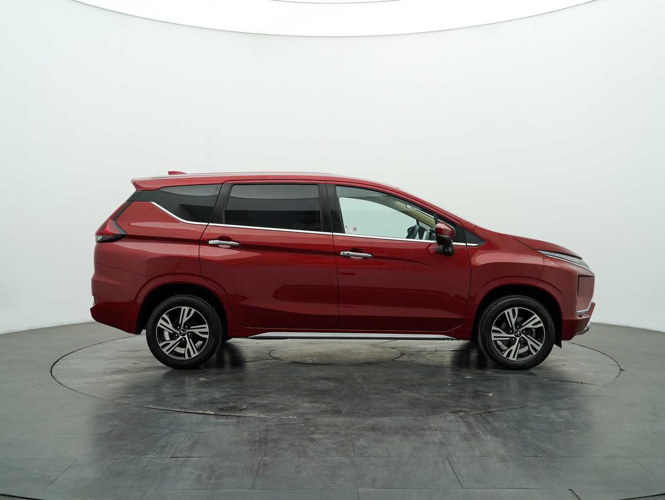 terpakai 2021 Mitsubishi Xpander  1.5