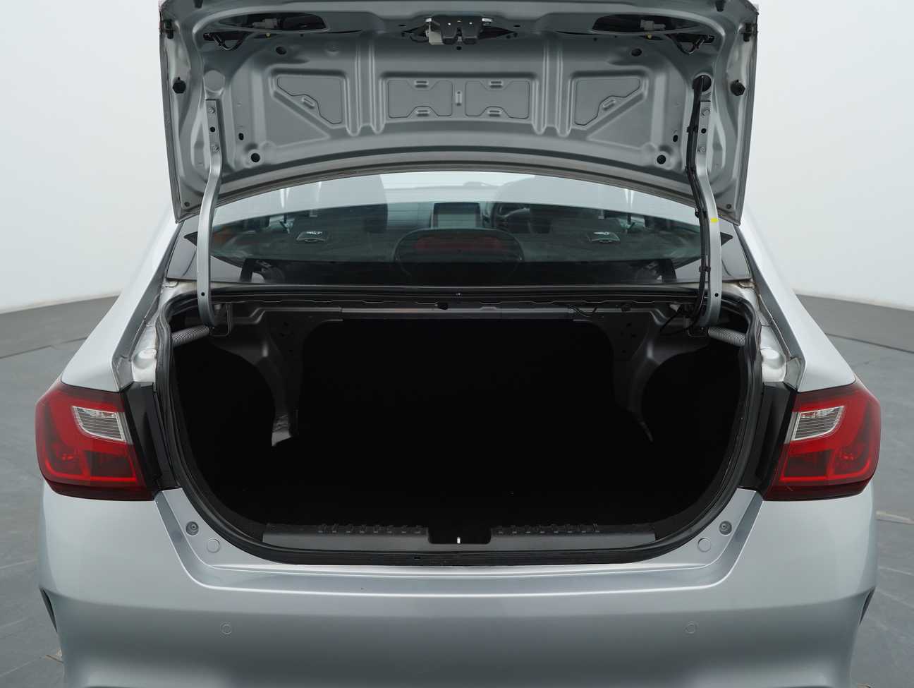 terpakai 2021 Proton Saga Premium 1.3