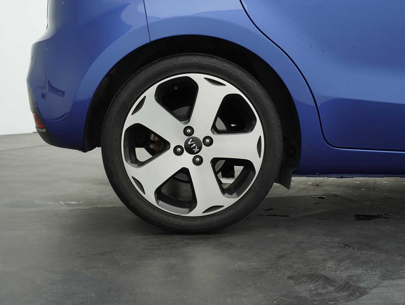 used 2014 Kia RIO UB 1.4