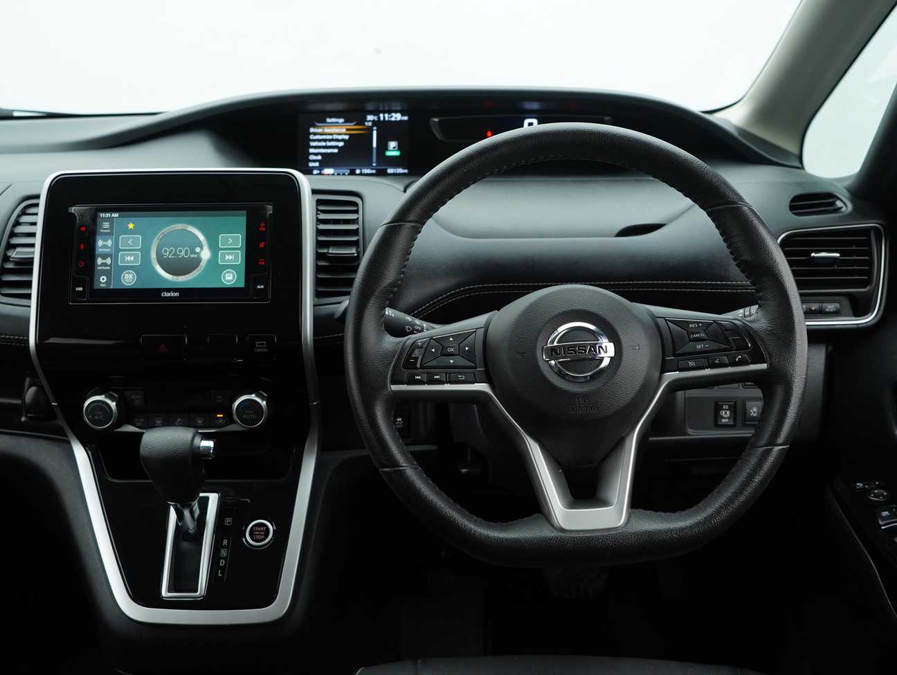 terpakai 2021 Nissan Serena S-Hybrid High-Way Star (2 Tone) 2.0