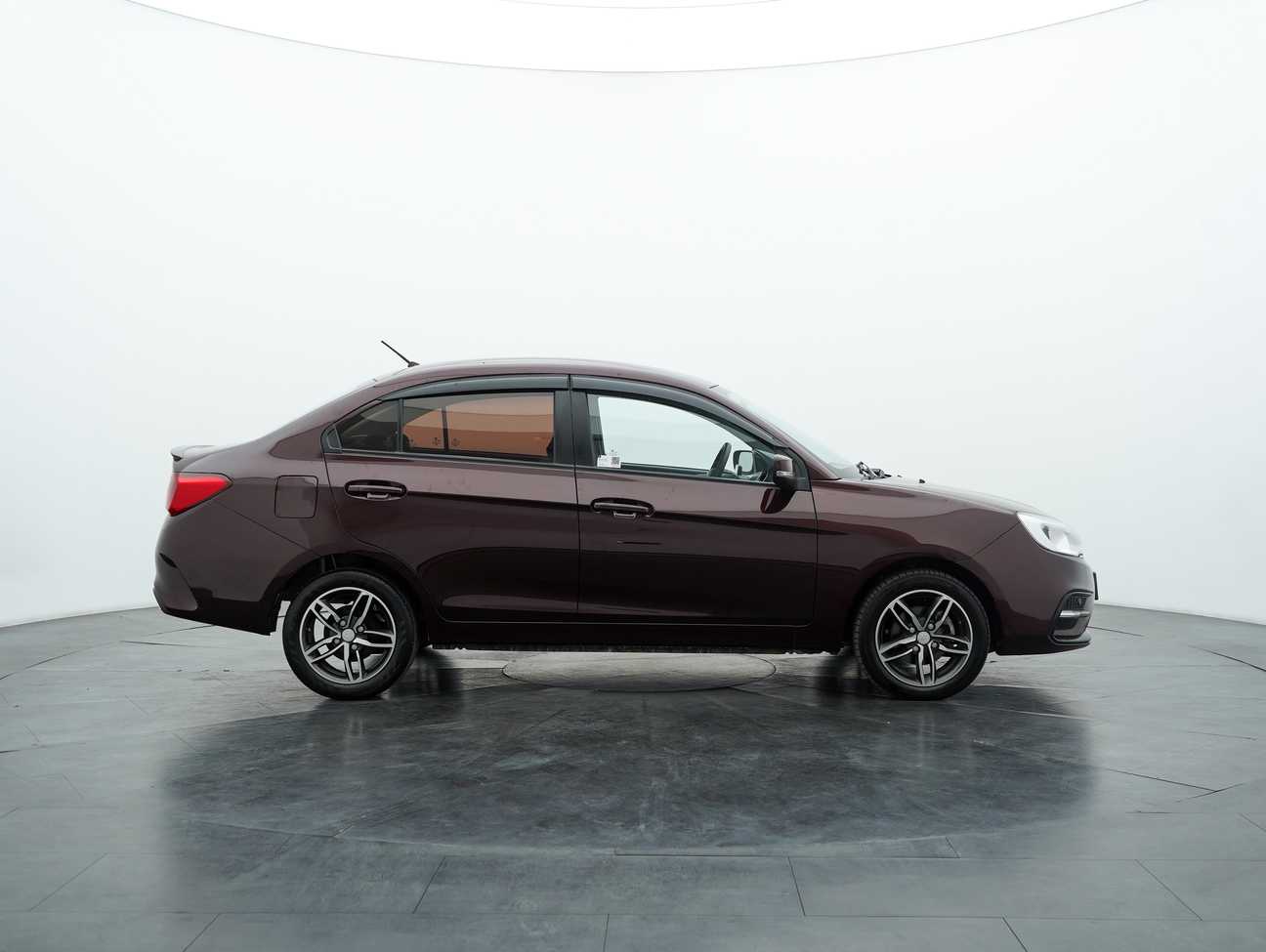 terpakai 2021 Proton Saga Premium 1.3
