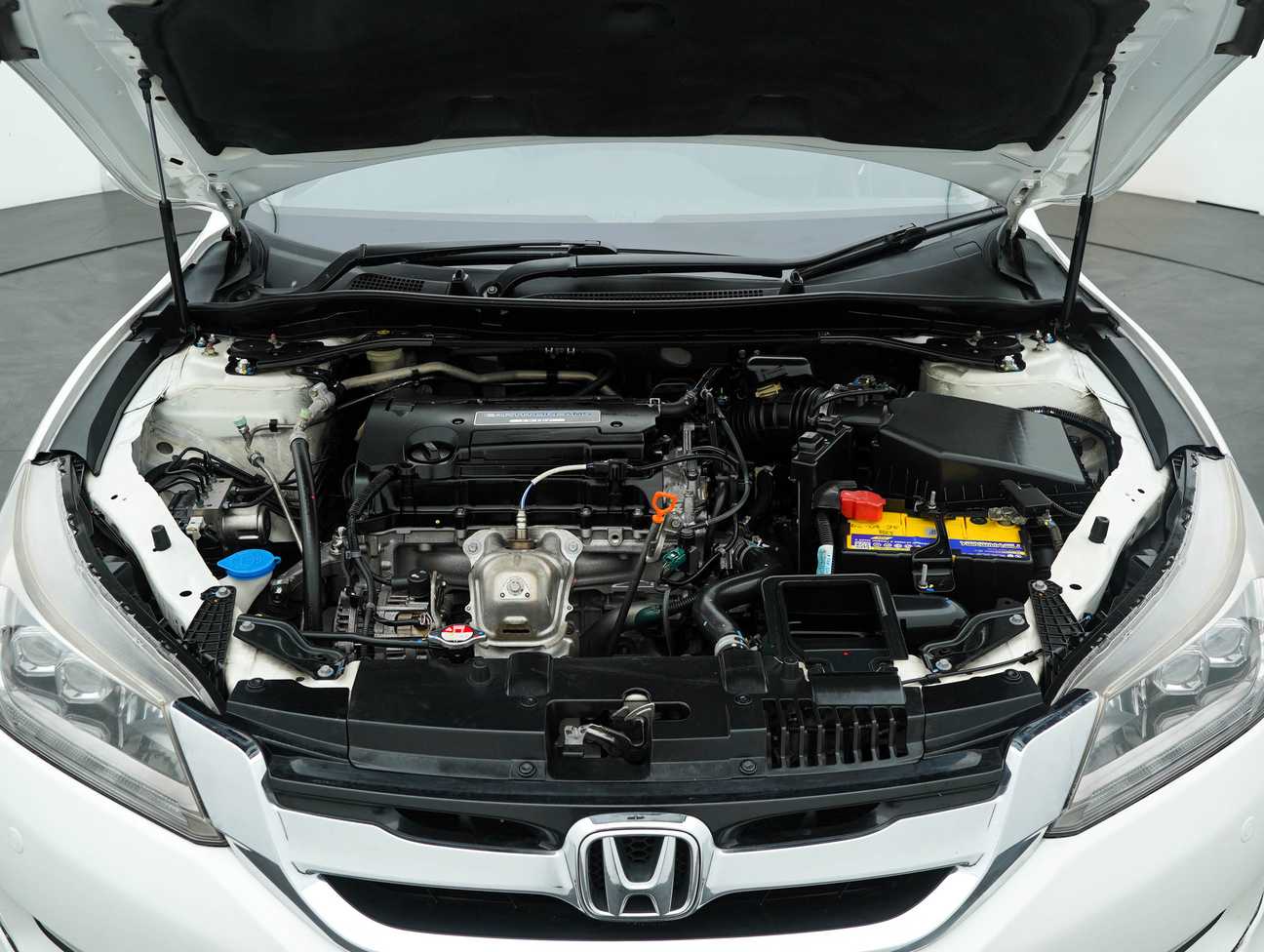 used 2014 Honda Accord VTi-L 2.4