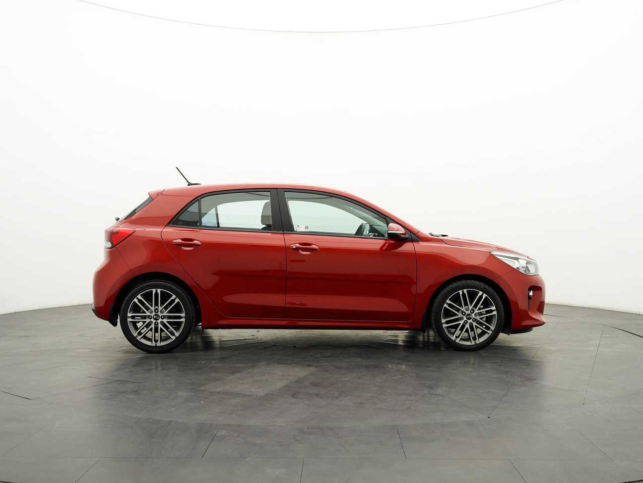 terpakai 2018 Kia Rio EX 1.4