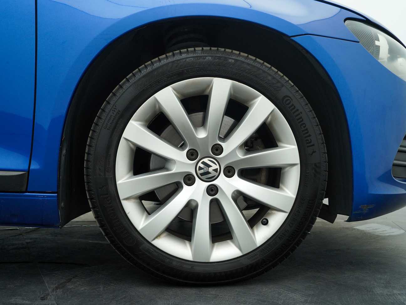 terpakai 2012 Volkswagen Scirocco TSI 1.4