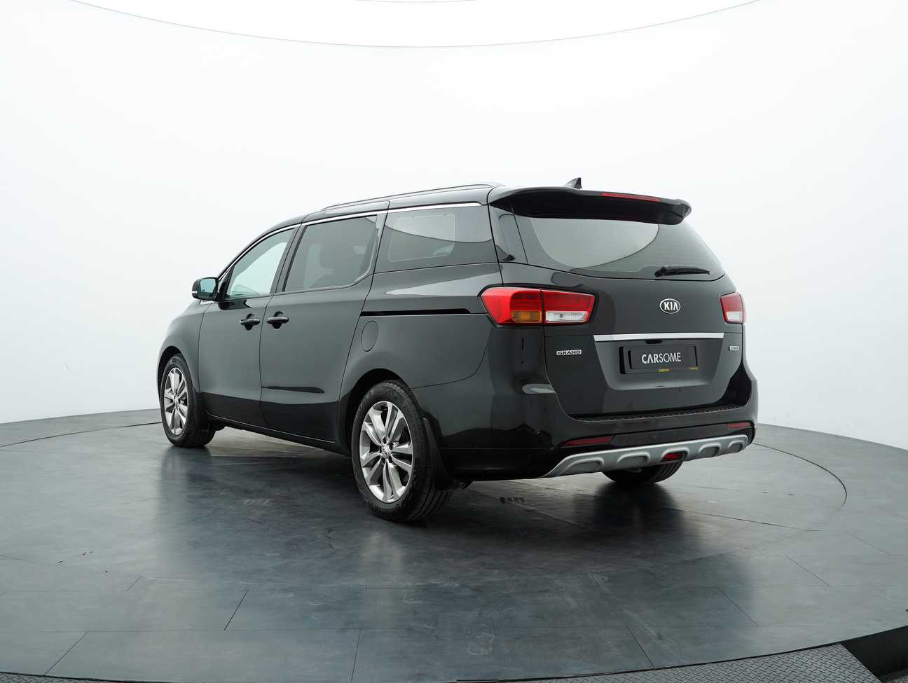 terpakai 2018 Kia Grand Carnival CRDi 2.2