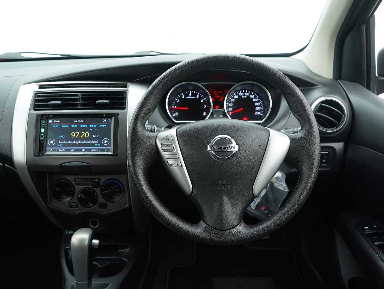 used 2017 Nissan Grand Livina Comfort 1.6