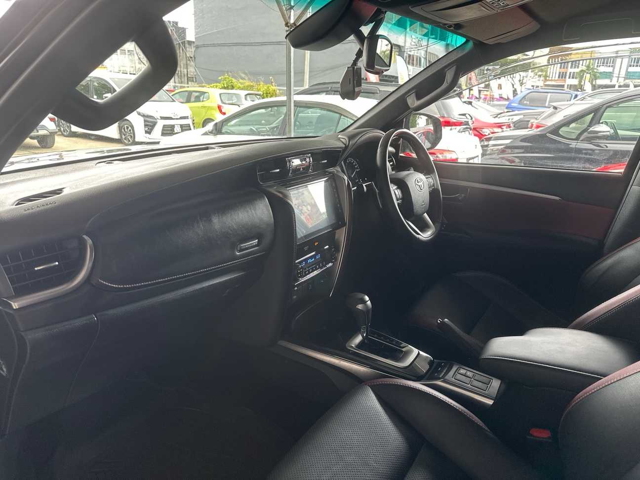 used 2023 Toyota Fortuner VRZ 2.8