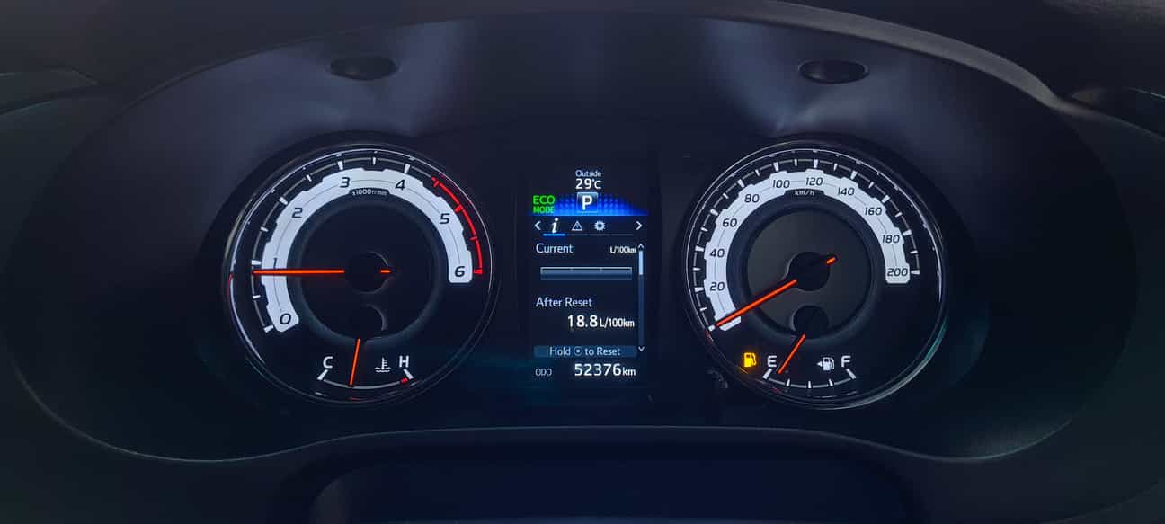 used 2019 Toyota HILUX DOUBLE CAB LE 4X4 2.8