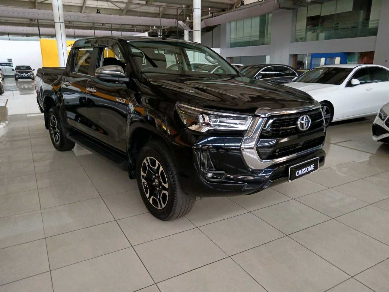 used 2023 Toyota Hilux V Dual Cab 2.4