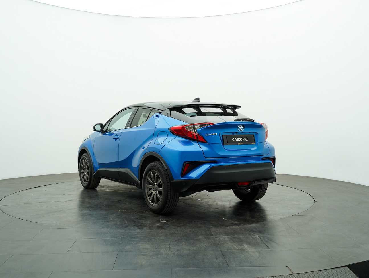 used 2018 Toyota C-HR  1.8