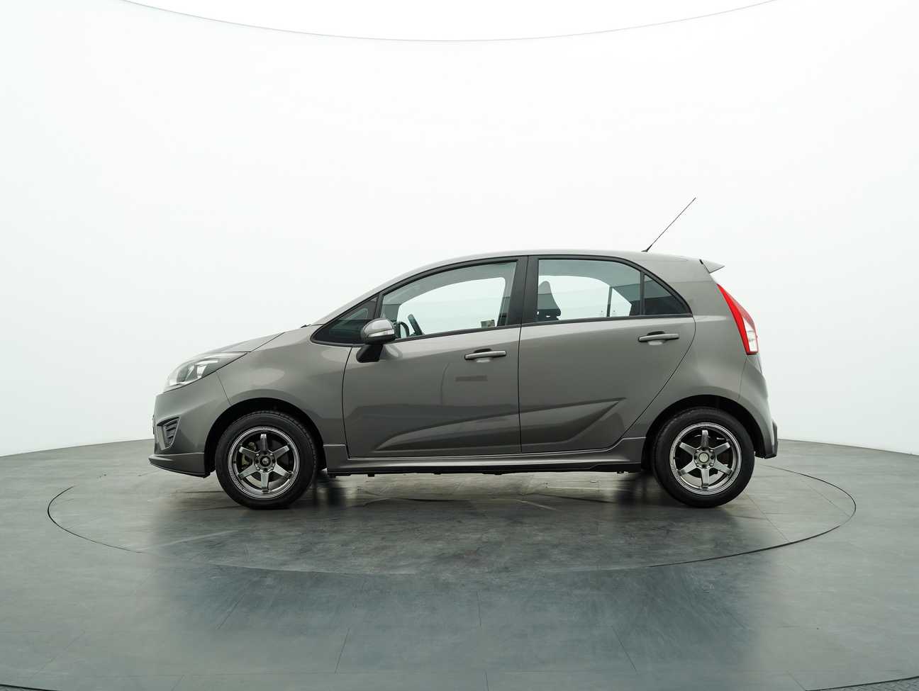 used 2015 Proton Iriz Standard 1.3