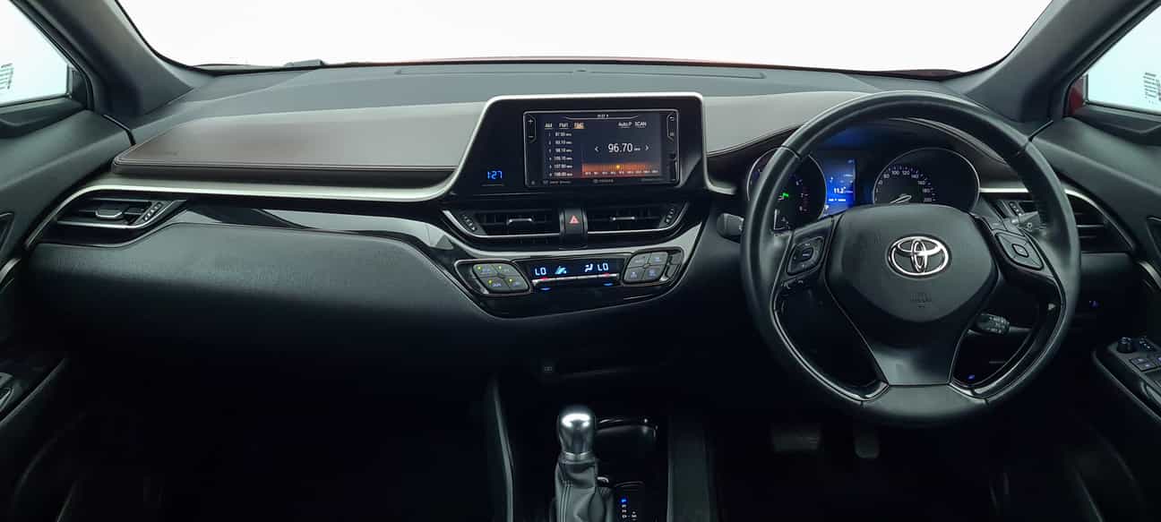 used 2018 Toyota C-HR  1.8