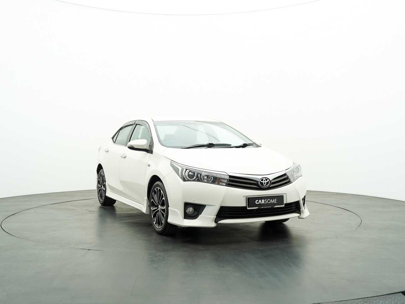 used 2016 Toyota Corolla Altis V 2.0