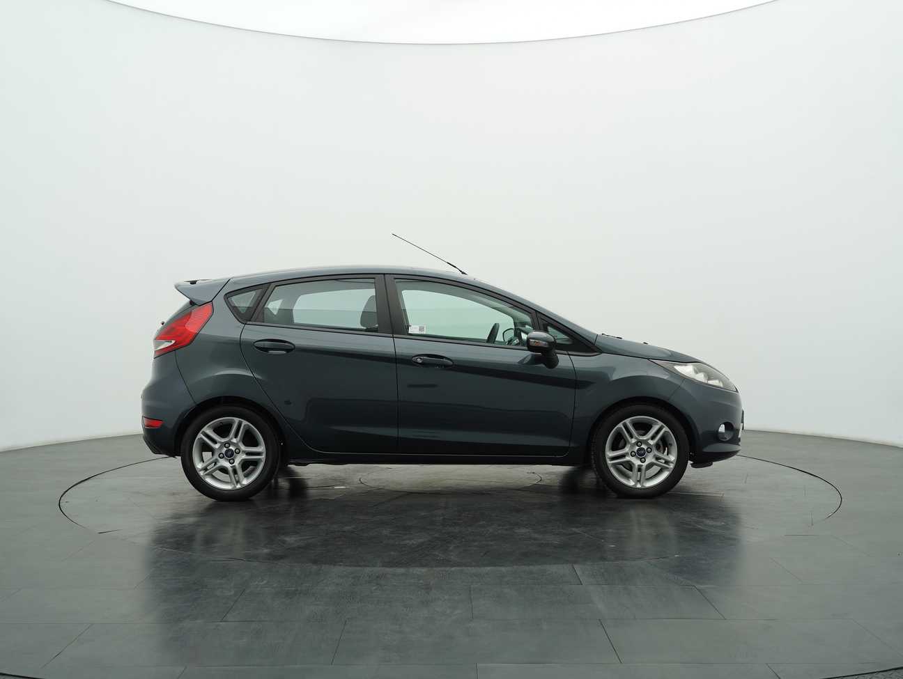 terpakai 2012 Ford Fiesta Sport 1.6
